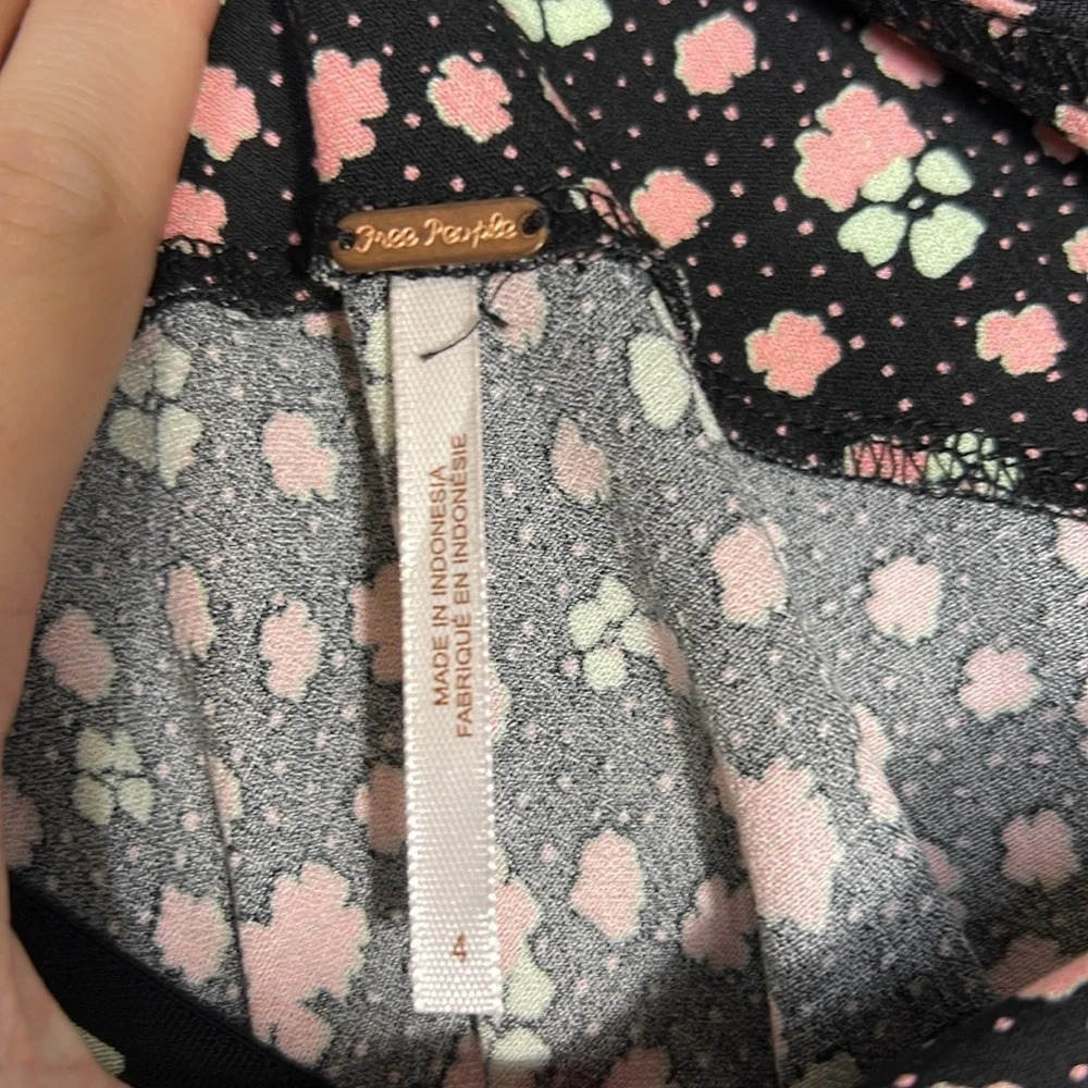 Free People Floral Mini IRL Skirt - Black - Size 4 - NWT - Picture 11 of 11